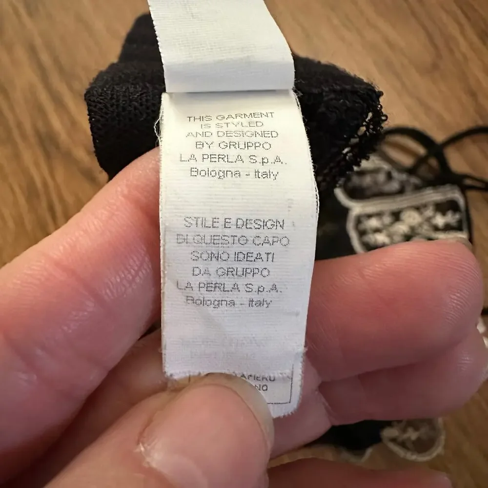 La Perla Black white lace sheer cup size 34C sexy underwear